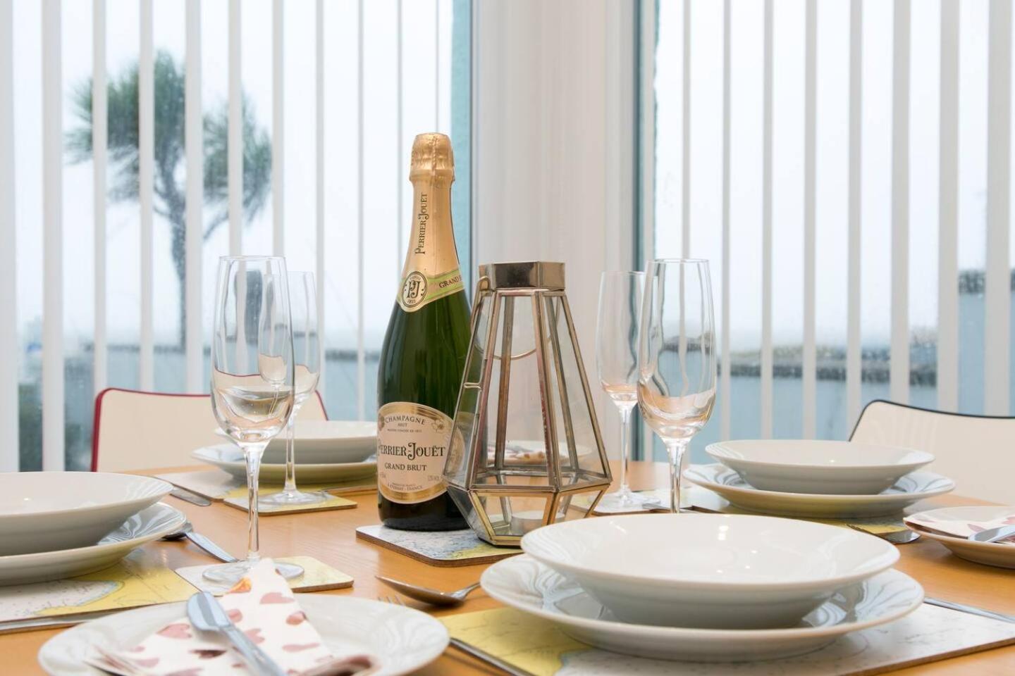 Pass The Keys Hafan Stylish 2 Bedroom Sea View Apartment Pwllheli Εξωτερικό φωτογραφία