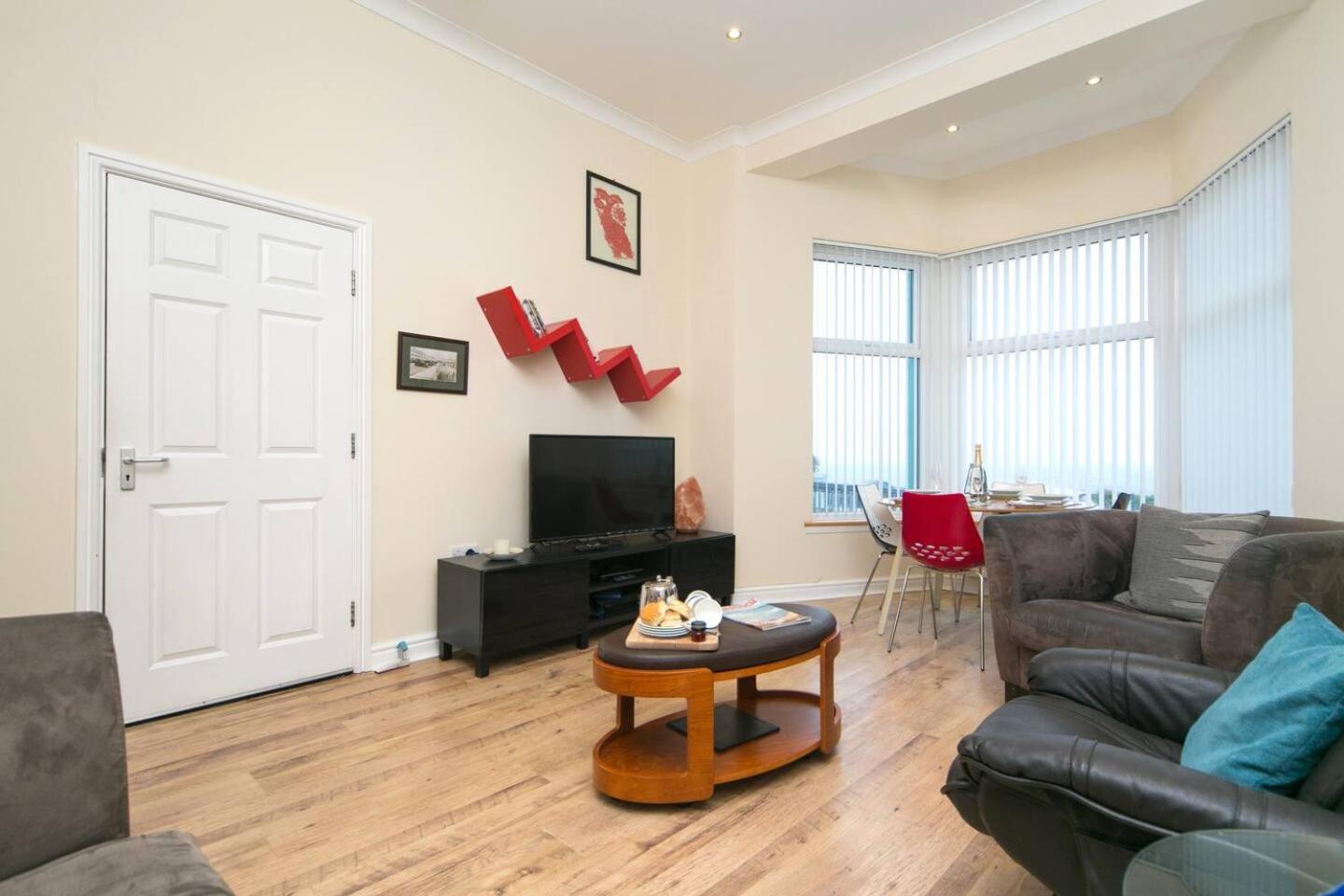 Pass The Keys Hafan Stylish 2 Bedroom Sea View Apartment Pwllheli Εξωτερικό φωτογραφία